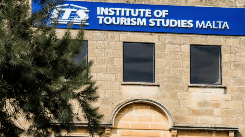 Institut d'études touristiques