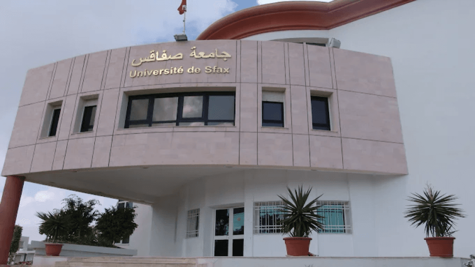 Université de Sfax