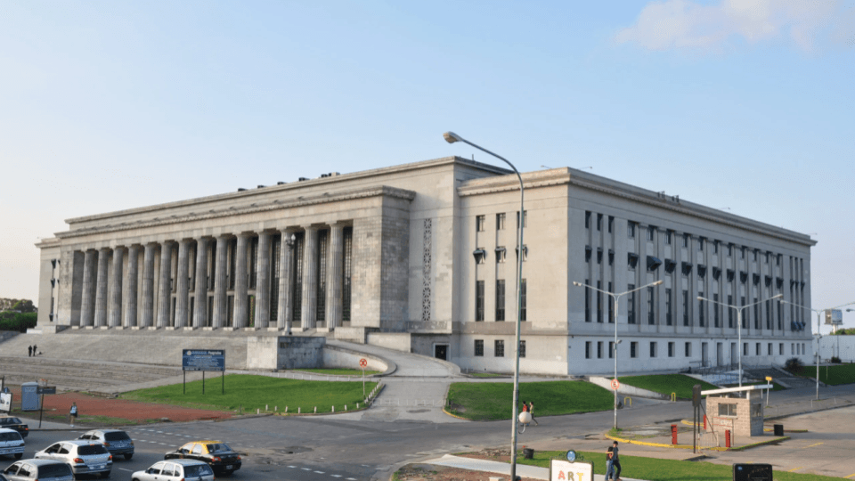 Université de Buenos Aires (UBA)